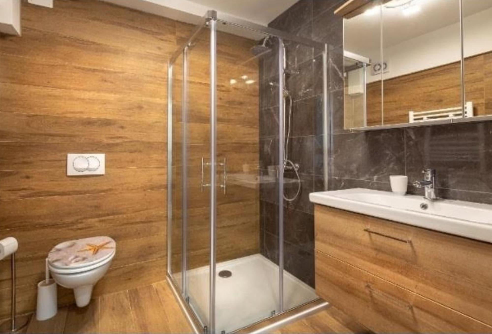 Apartamento Newly Renovated App Goran Umag Exterior foto